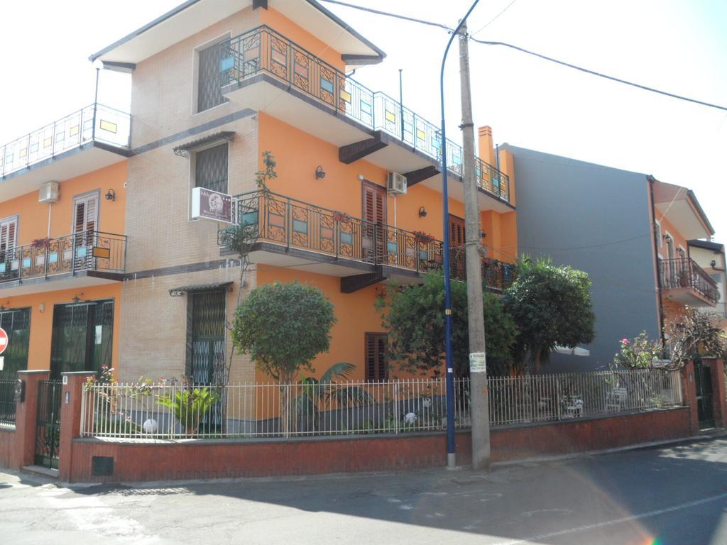 Il B&B Maison Graziella Viagrande Ngoại thất bức ảnh